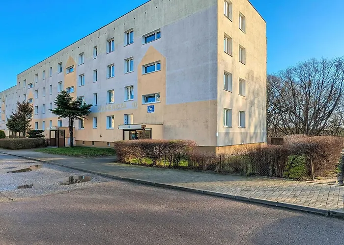 W Gdyni Z Ogrodkiem I 2 Sypialniami By Renters Apartament