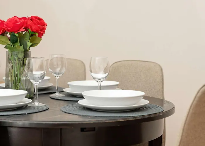 Apartament W Gdyni Z Ogrodkiem I 2 Sypialniami By Renters *